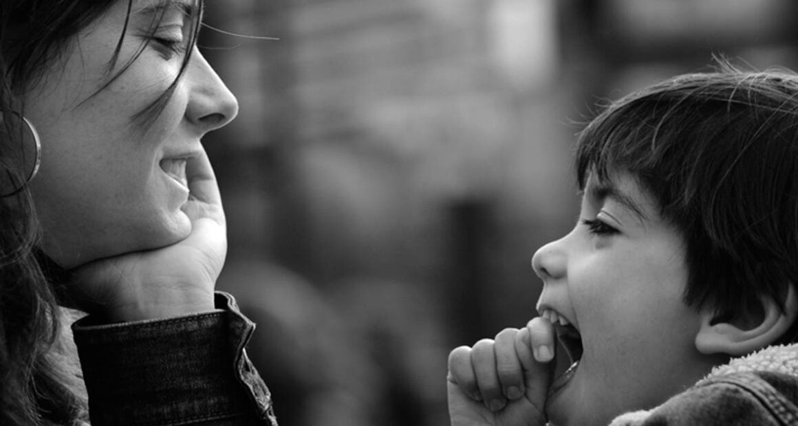 Por que as mães carregam todas as dores do mundo?